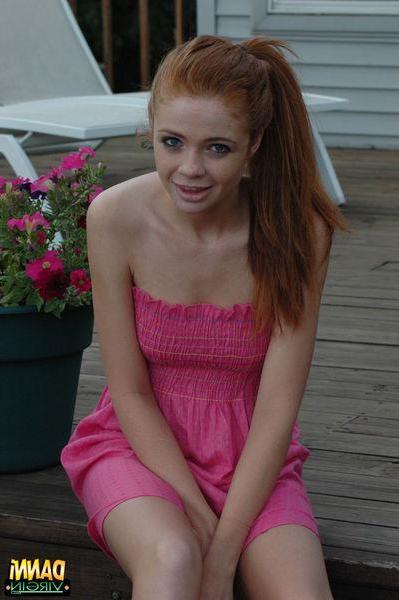 20P Pictures of teen girl Danni Virgin waiting for you to come take her clothes off