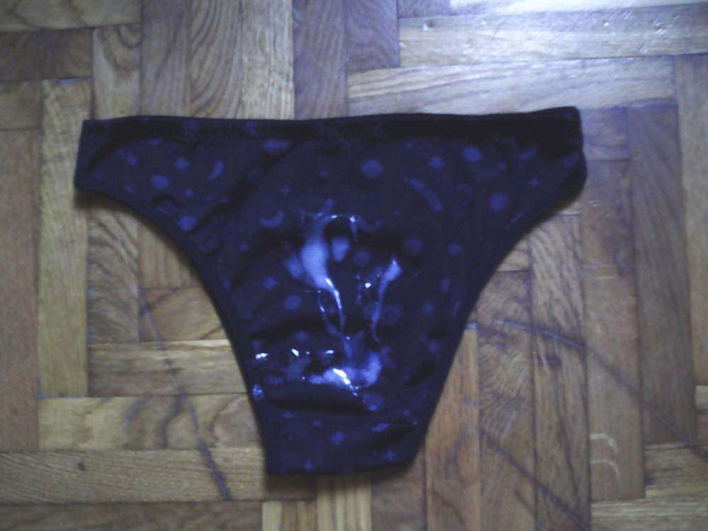 21P Cum on panties