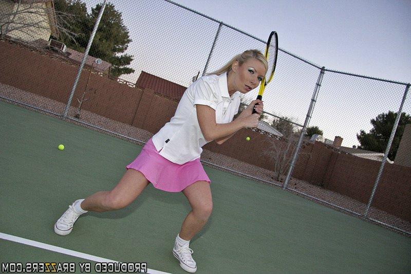 15P Horny tennis player Helena Sweet gives a blowjob and gets fucked