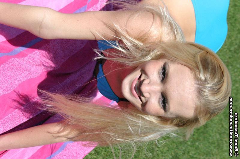 20P Pictures of two bikini teens getting naked outside