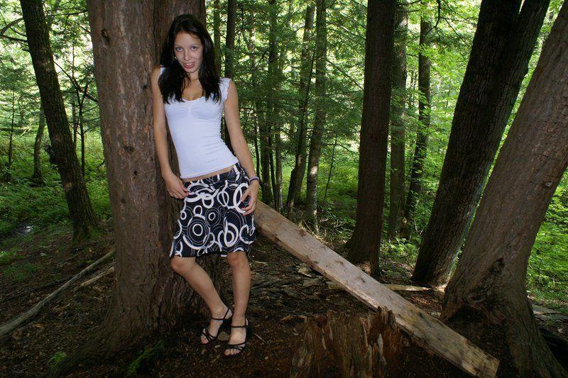 13P Pictures of Dream Taylor getting fucked and jizzed on in the woods
