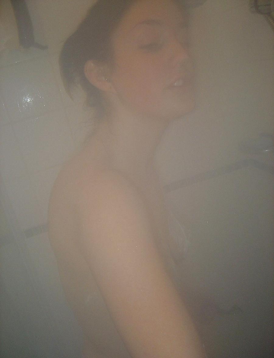25P Time For A Bath