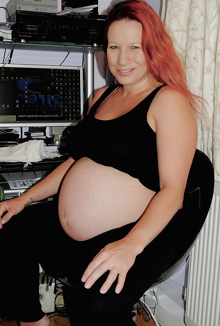 25P Pregnant Faye