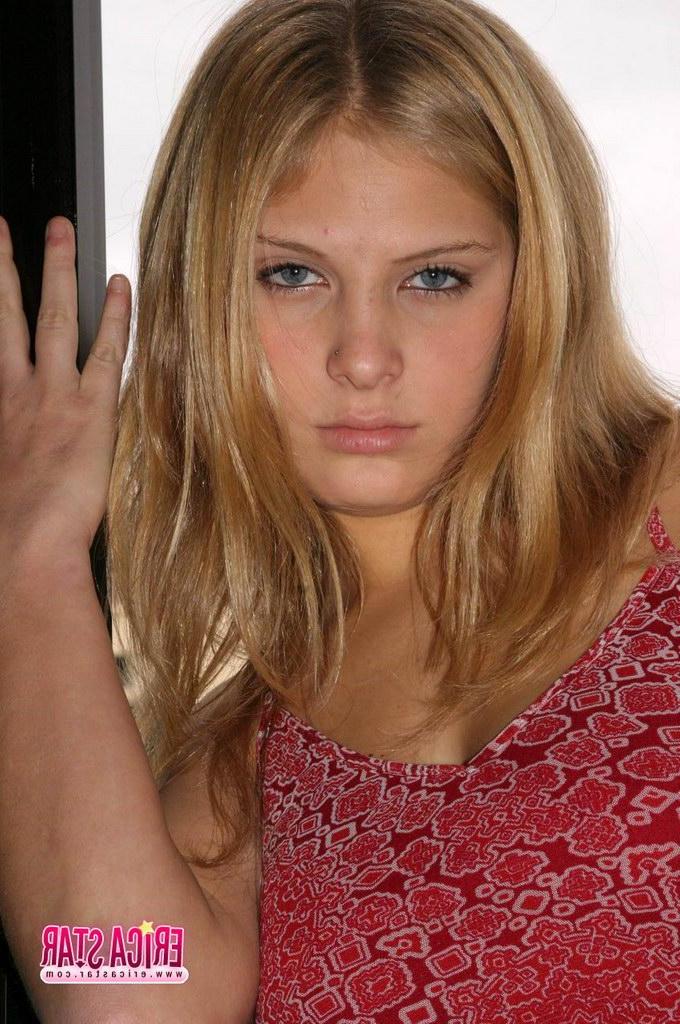 15P Pictures of Erica Star getting you hard with her pretty face
