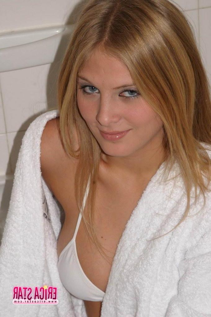 15P Pictures of teen star Erica Star teasing in a bath robe