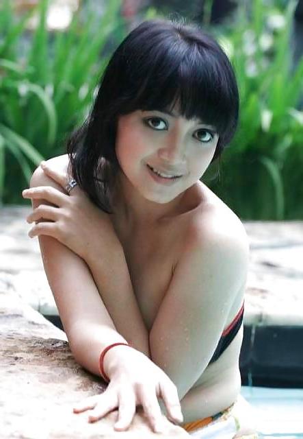 25P Pretty Girl...