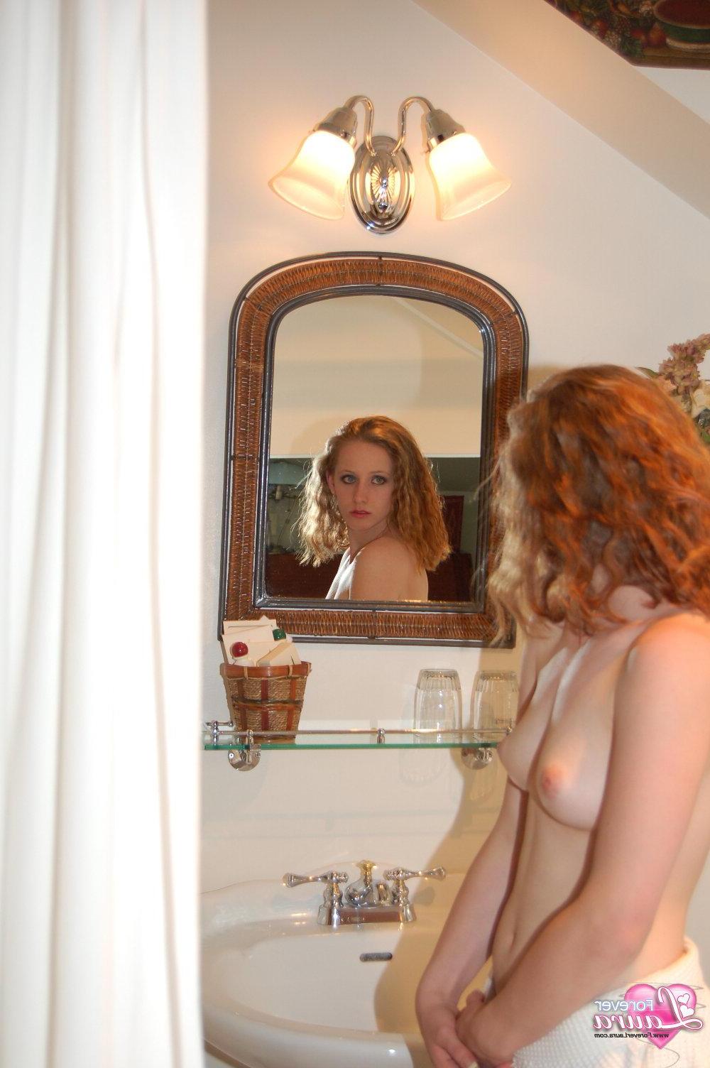 19P Pictures of teen girl Forever Laura taking a hot bubble bath