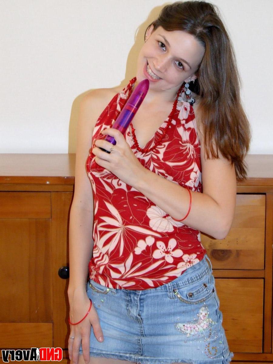 12P GND Avery uses a big dildo on her tight moist pussy after stripping naked