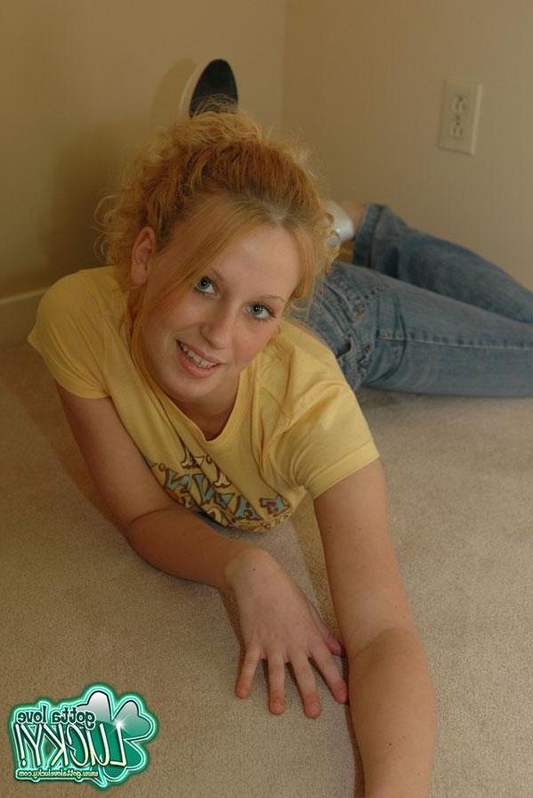 12P Blonde teen Lucky teases and poses in tight jeans