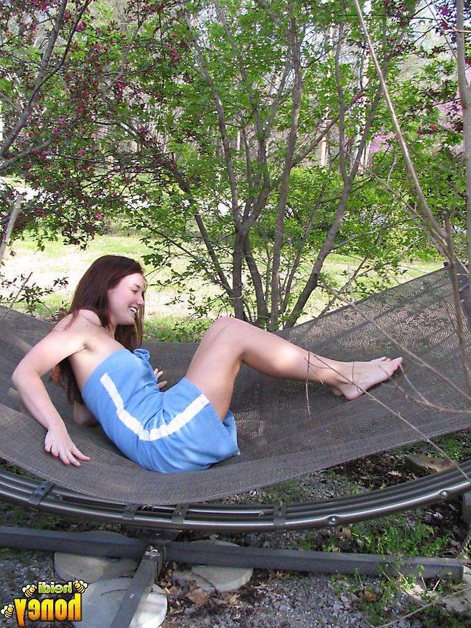 20P Pictures of teen girl Heidi waiting for you on a hammock