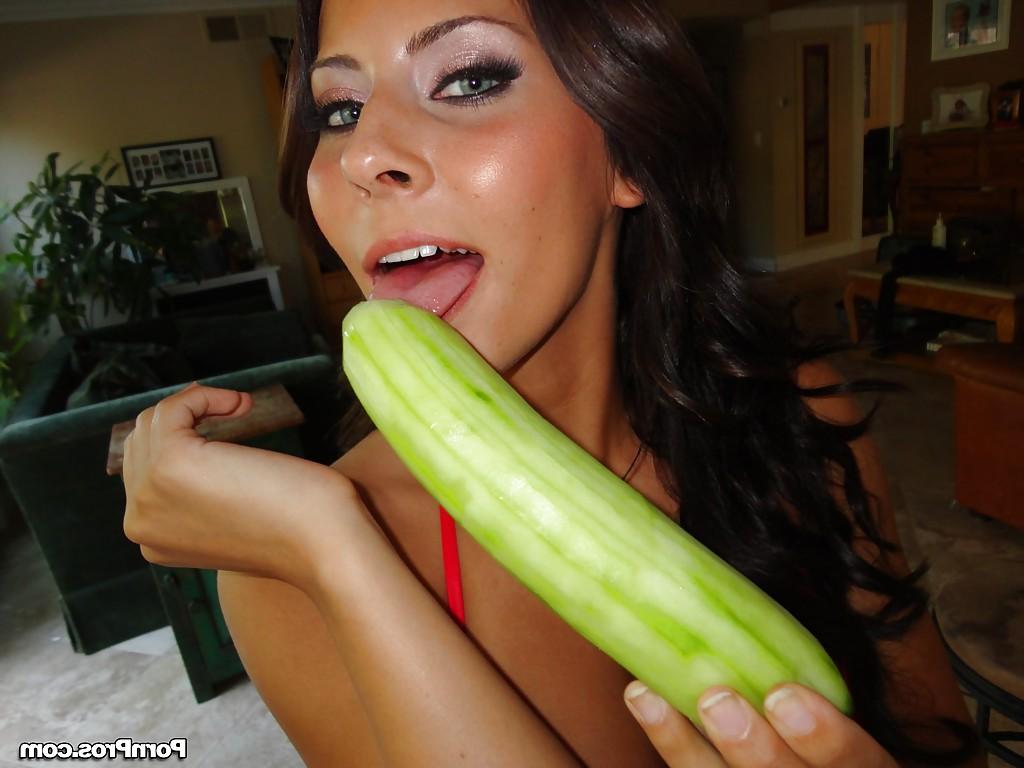 15P Gorgeous MILF in red lingerie Madison Ivy stretching her mouth