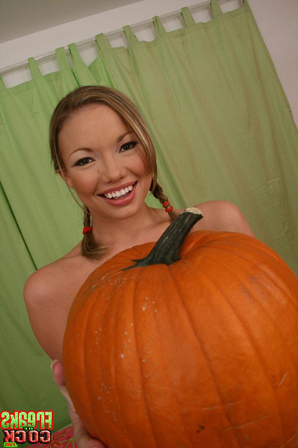 16P Teen babe with tiny tits Maya Hills getting a cumshot on her breast