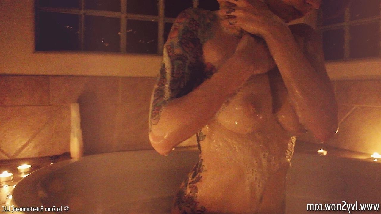 15P Ivy Snow takes a sensual bath and gets wet in more way than one