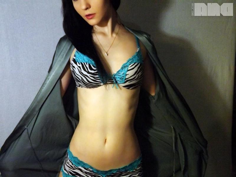 15P Alt girl Jade Sparks gives you a striptease in her robe and lingerie