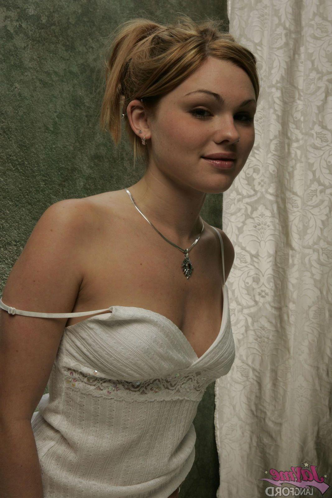 16P Pictures of teen Jayme Langford teasing in white panties