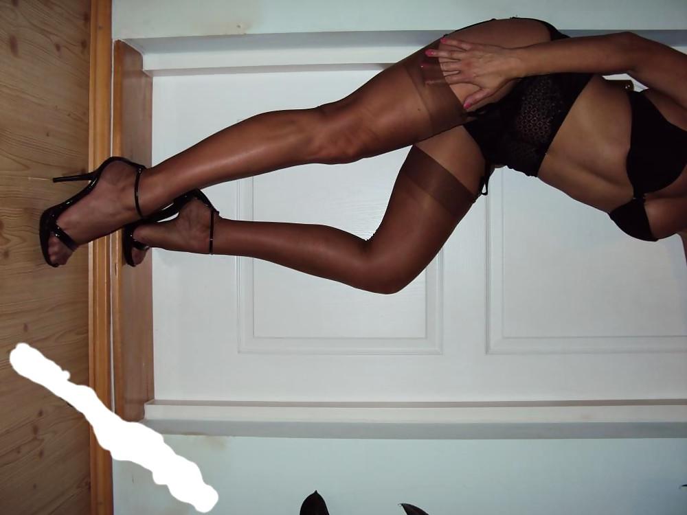 16P Girlfriend stockings