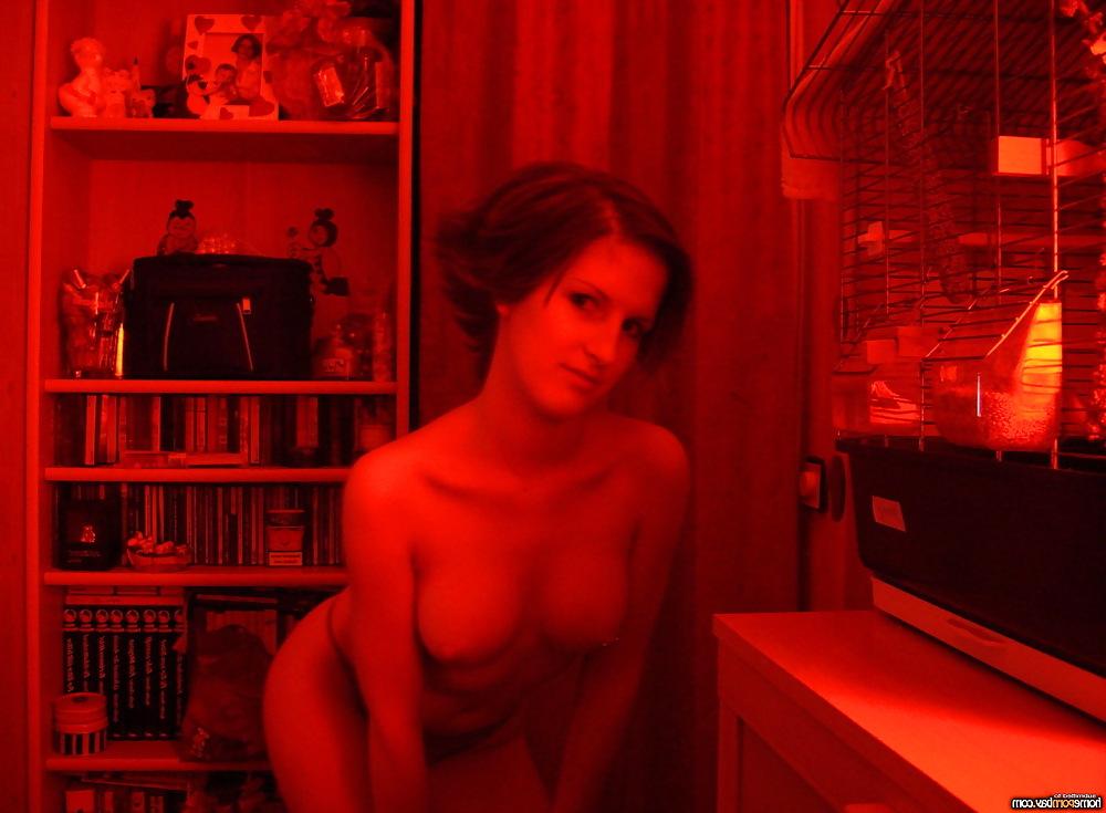 25P Teen Helga private pics