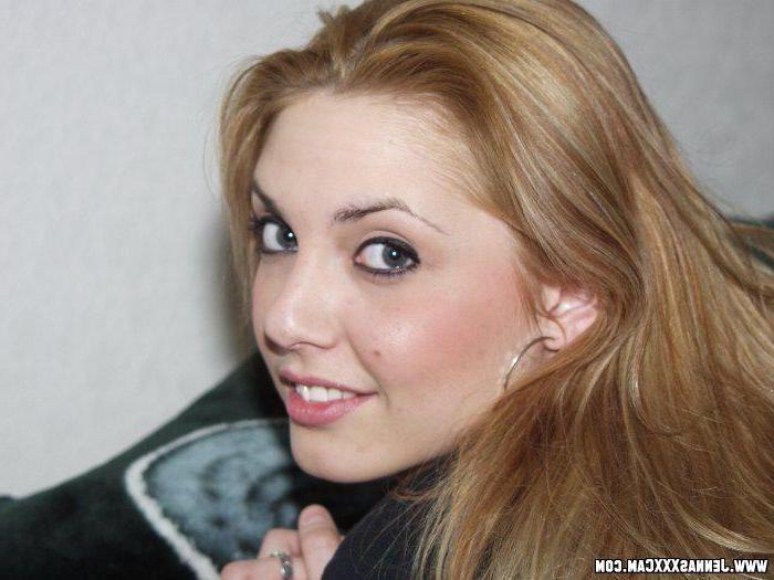 20P Pictures of teen porn girl Jennie Loves Sex teasing with her hot ass