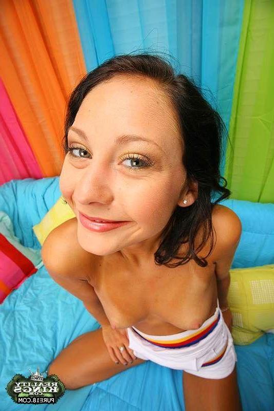 20P Pictures of Jessica Valentino getting her tight pussy fucked