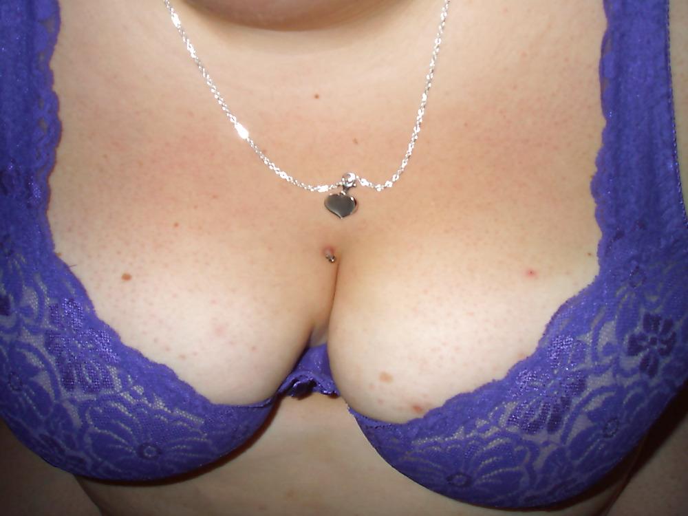 9P My GF Tits in Bra