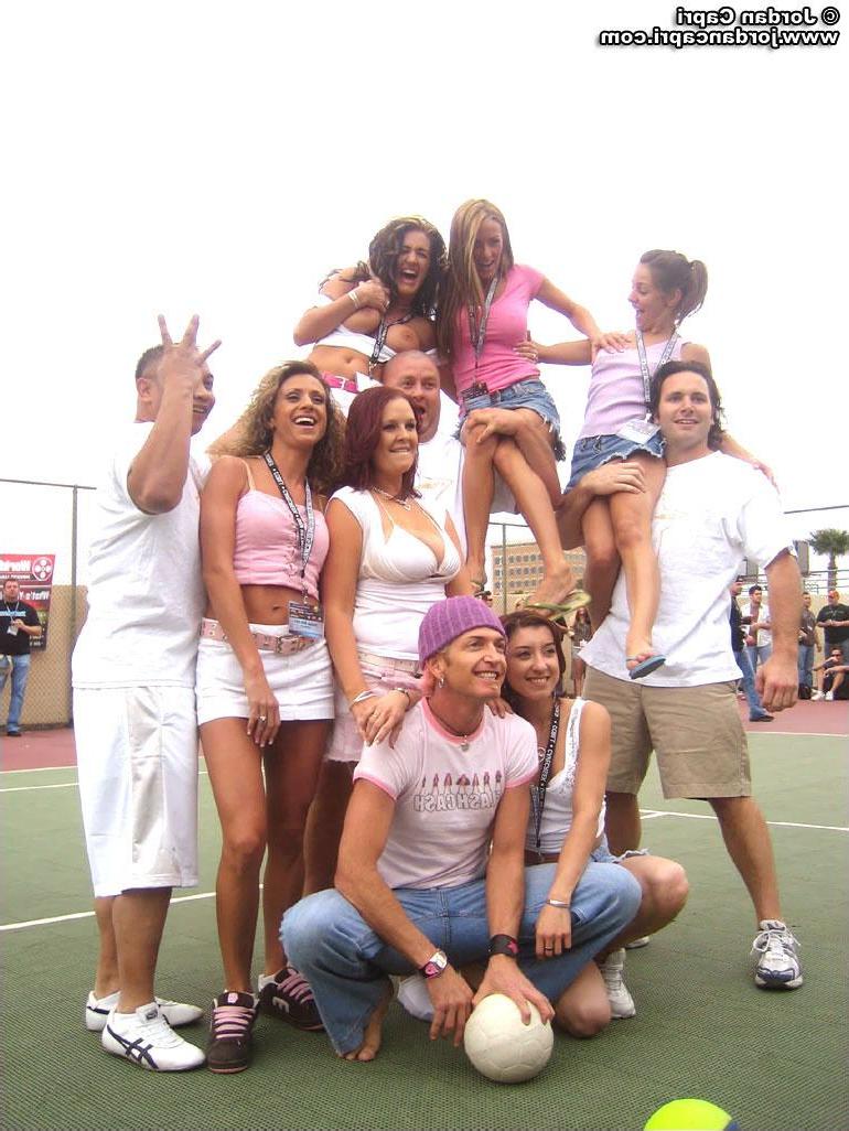 15P Lightspeed teens hanging out on a tennis court