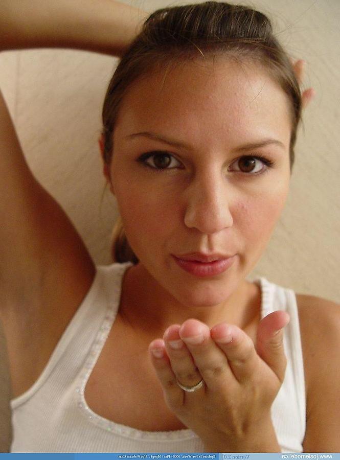 20P Pictures of teen porn girl Josie Model showing her beautiful titties