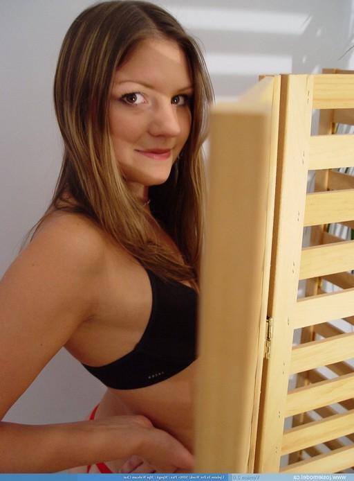 15P Josie gets topless in a change room