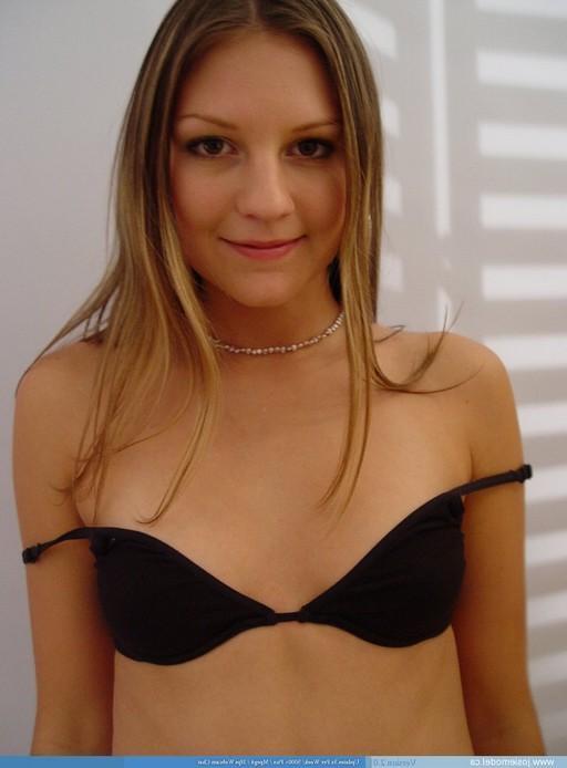 15P Josie gets topless in a change room