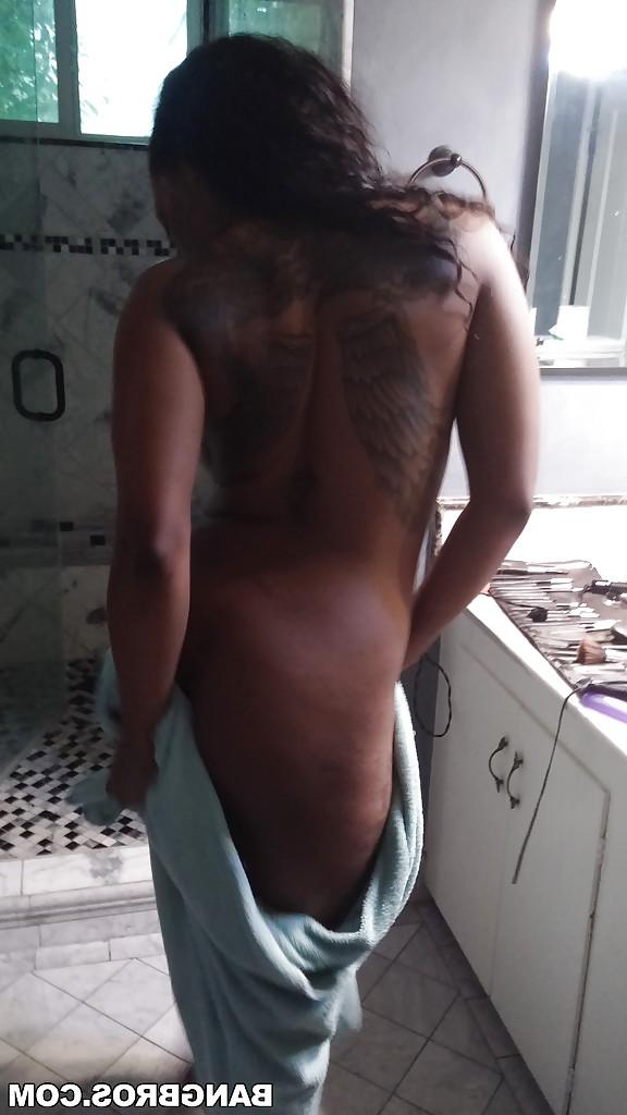 14P Ebony Tori Taylor is taking bath and touching her wet boobies