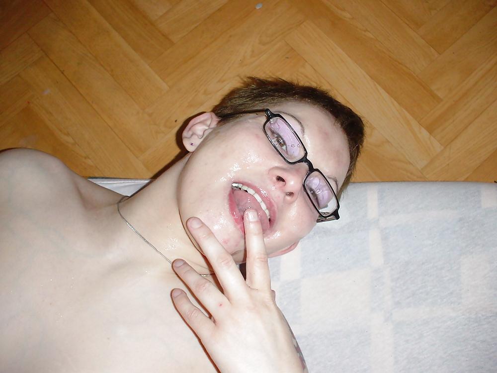 25P Steph Debar une soumise en cadeau 