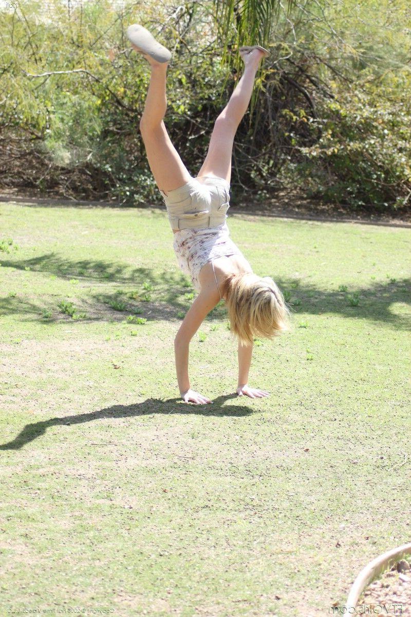 20P Pictures of teen FTV girl Kali playing with herself outside