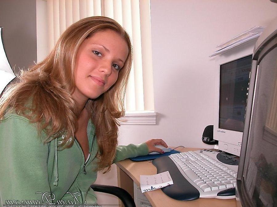 20P Pictures of Karen Dreams giving you a striptease in the computer room