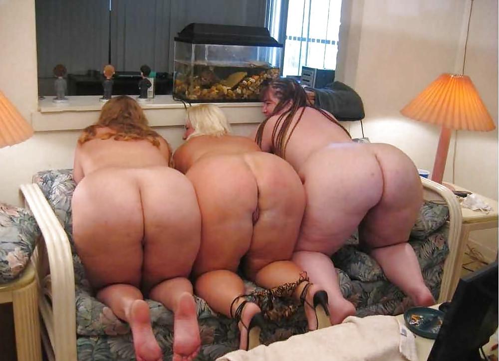 25P Cock Inviting Thick Asses