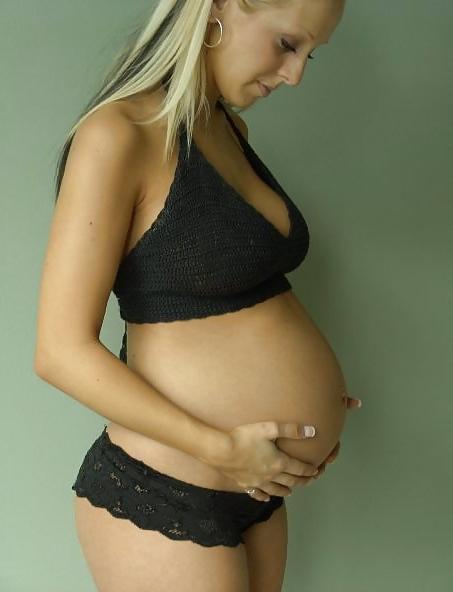 11P Pretty and Pregnant