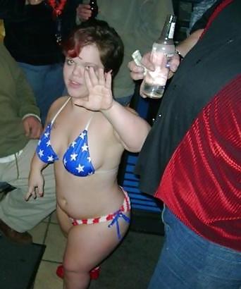 25P Midget Strippers!!