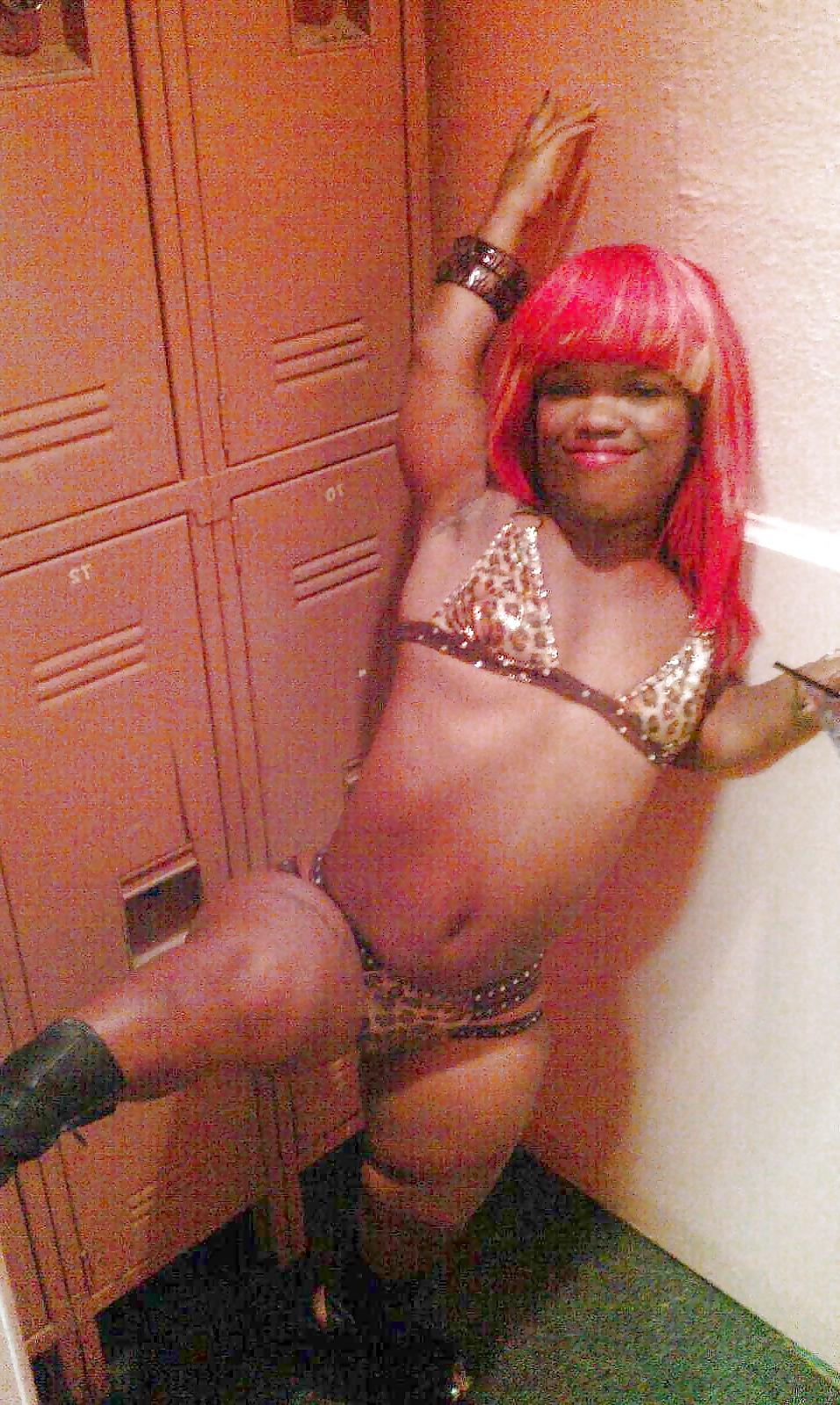 25P Midget Strippers!!