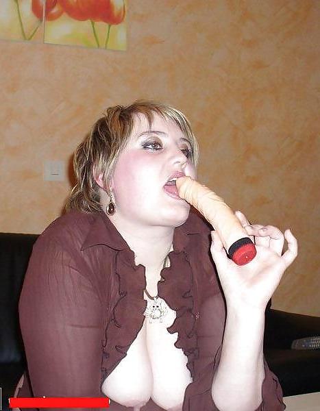 25P Thick busty milfs