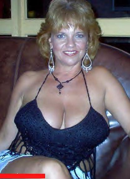 25P Thick busty milfs