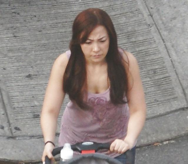 6P Harlem Girls in the Heat 189 New York - Biker Nipple