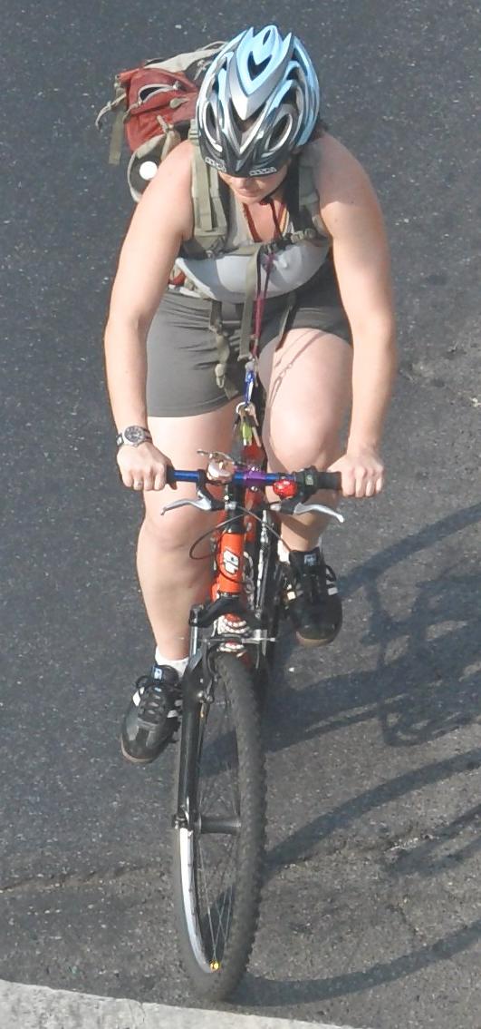 6P Harlem Girls in the Heat 189 New York - Biker Nipple