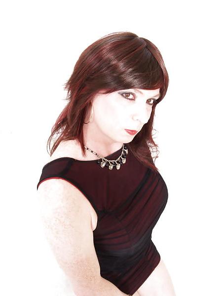 25P Tgirl slut and friends