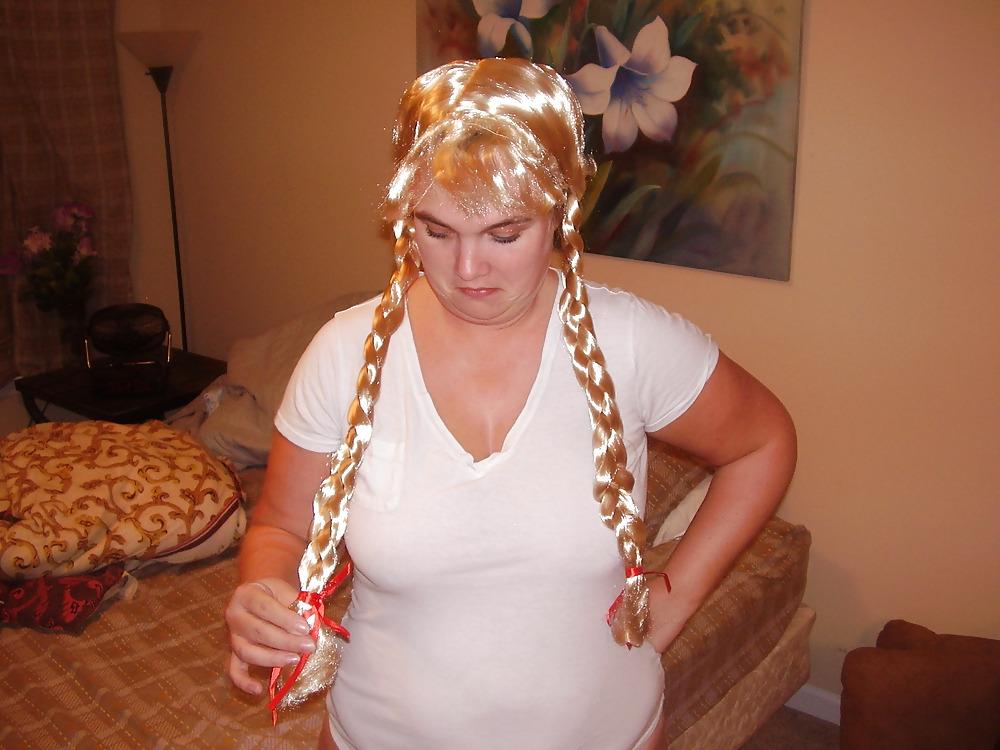 25P Tasses and facial braids ad spit