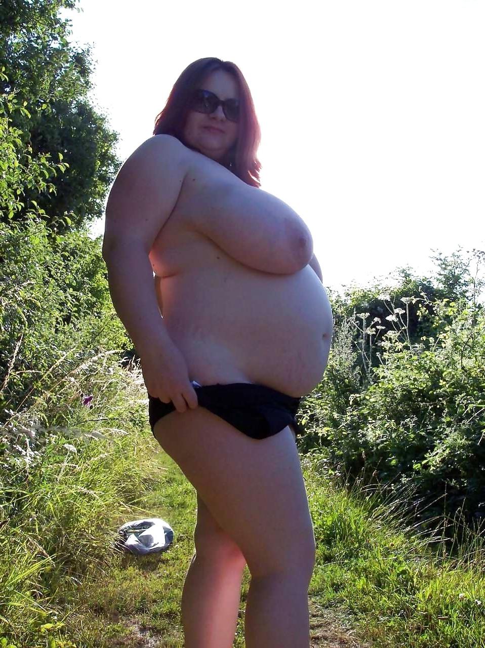 19P Big Pregnant Tits
