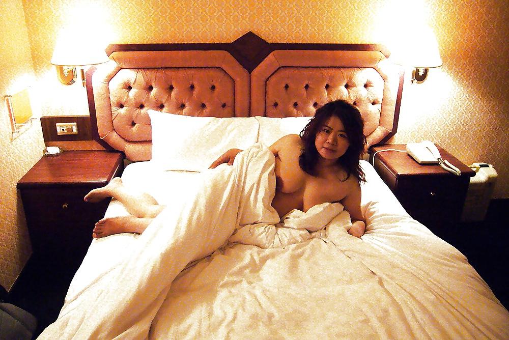 25P Taiwan Teacher Milf Teresa