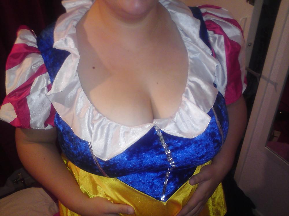 25P 3 months pregnant an horny