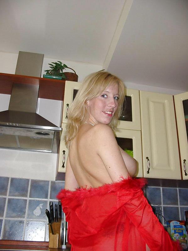 25P PREGNANT AND HORNY