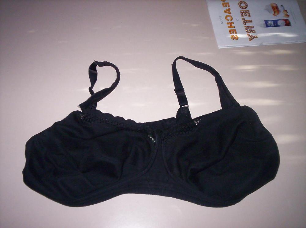 6P Wifes panties, bra and ass