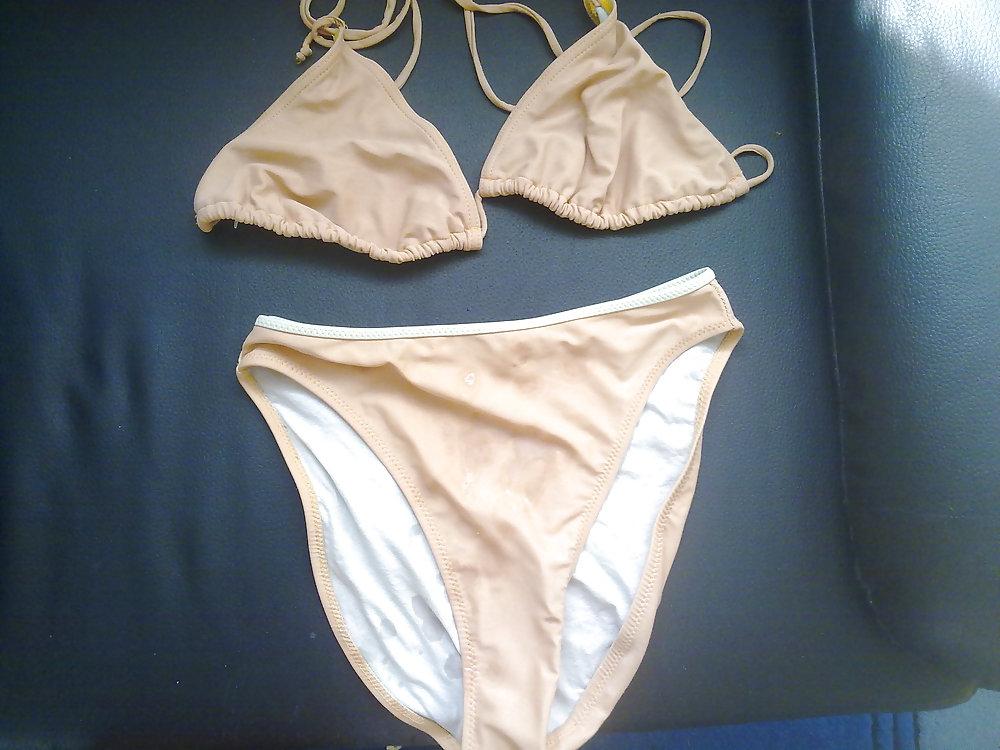 12P Cum on Strings