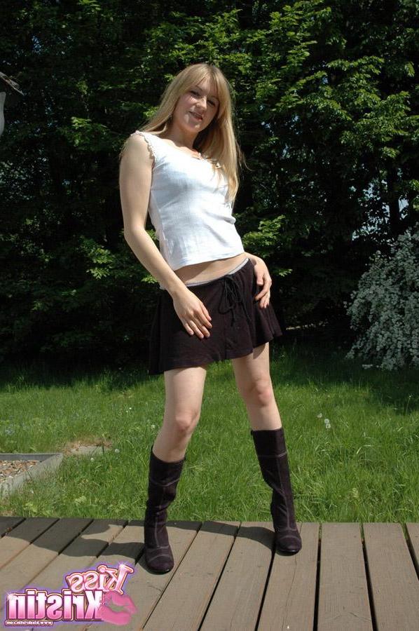 20P Pics of Kiss Kristin outside in her bra and panties
