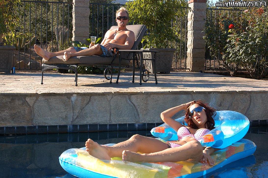16P Redhead babe Kylee Strutt gets fucked hard by the pool
